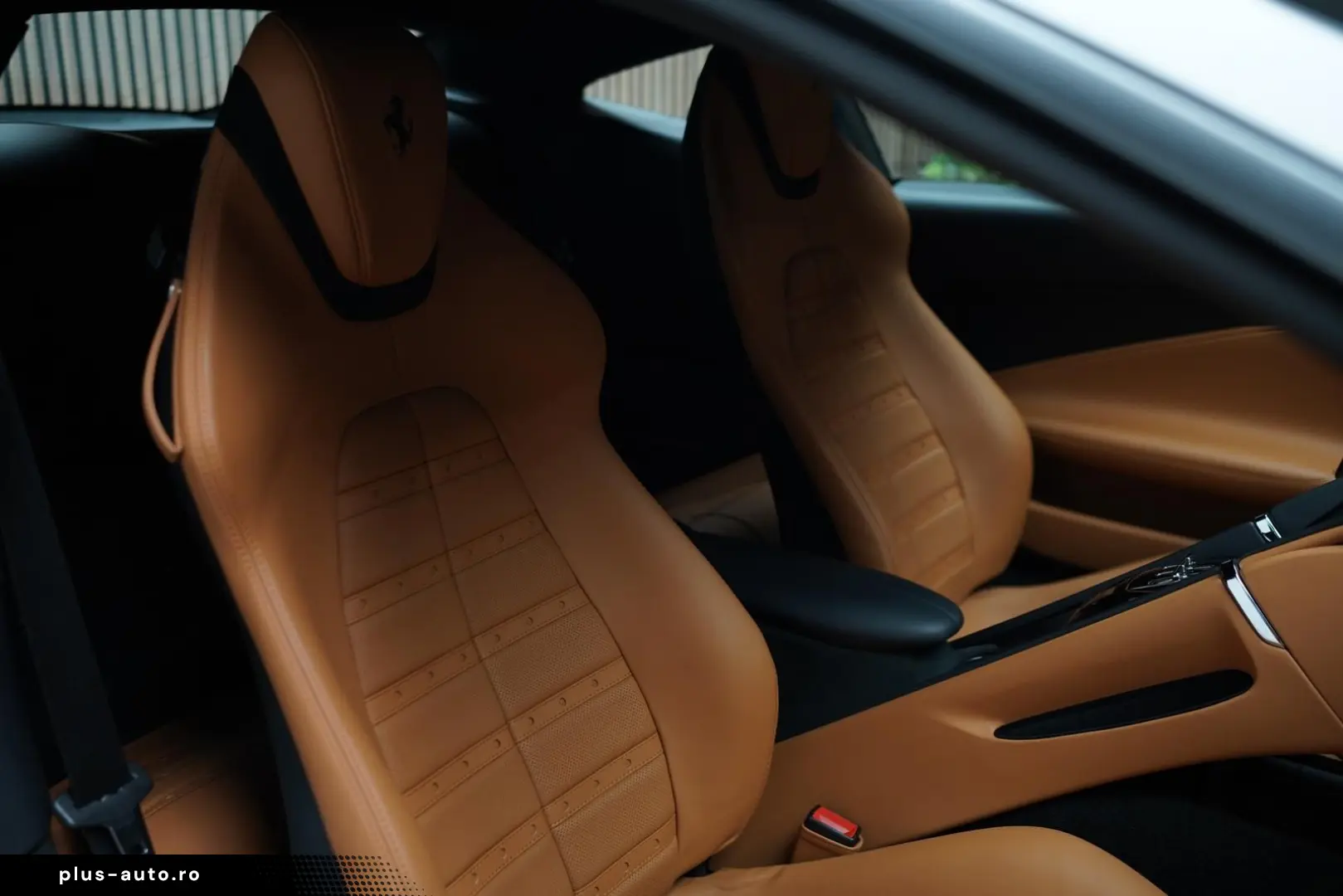 FERRARI Roma   MagneRide   JBL   Matrix   ADAS   LED-CRB