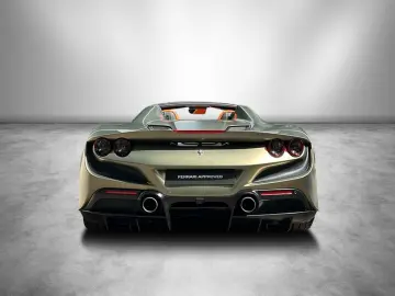 FERRARI F8 Spider   Matt-Lack   Special Carbon