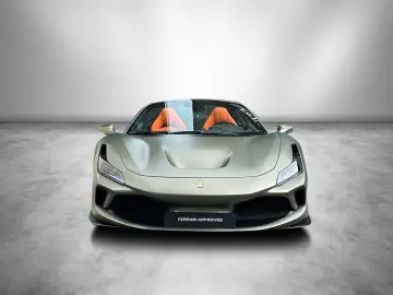 FERRARI F8 Spider   Matt-Lack   Special Carbon