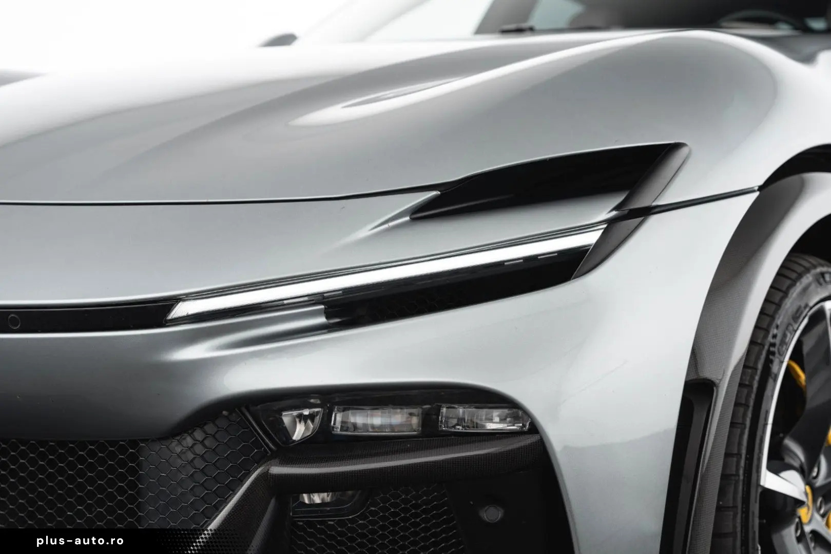 FERRARI Purosangue V12 DCT 4WD