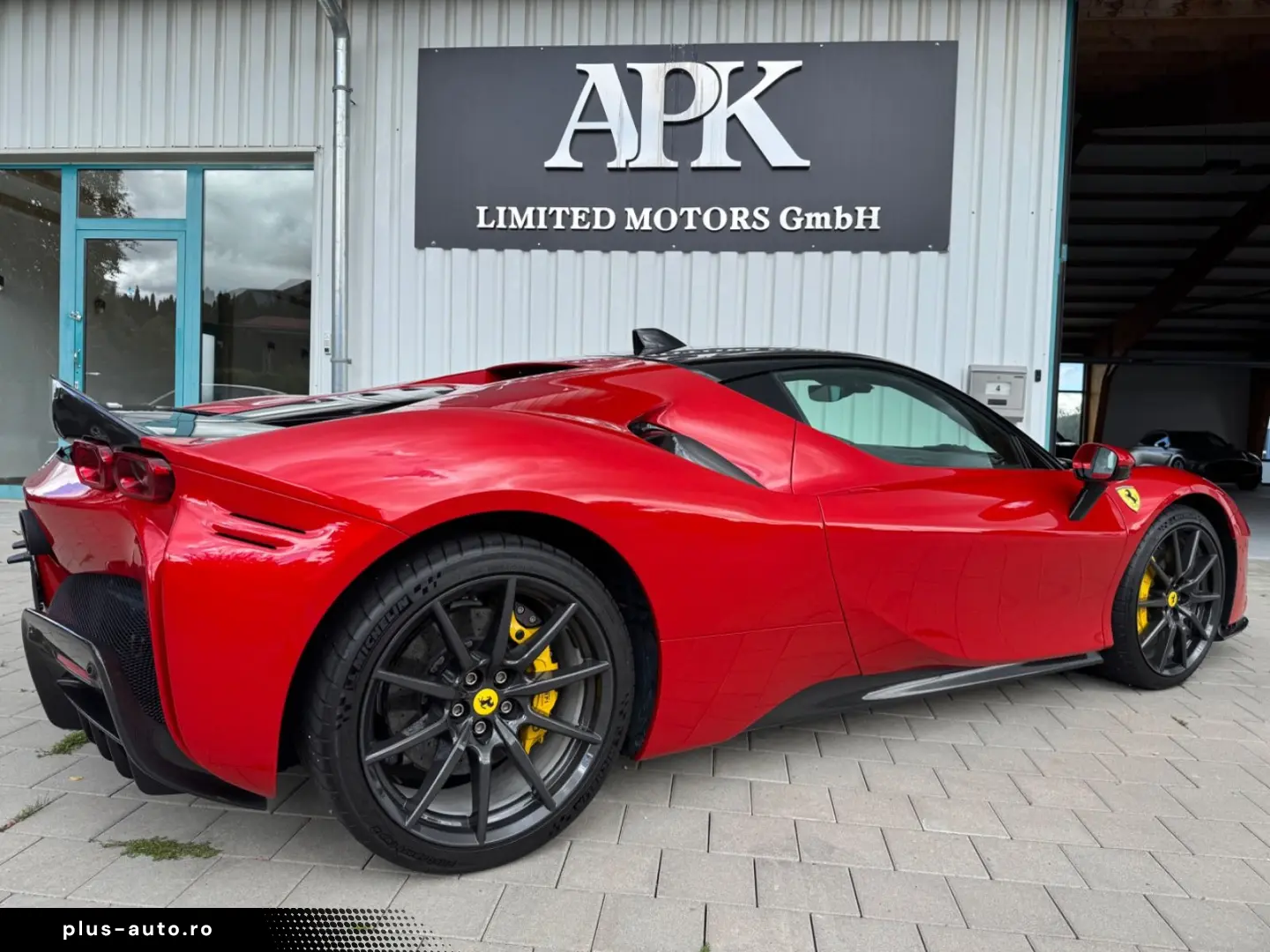 FERRARI SF90 CARBON CERAMIK FIORANO PAKET