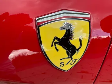 FERRARI SF90 CARBON CERAMIK FIORANO PAKET