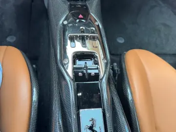 FERRARI SF90 CARBON CERAMIK FIORANO PAKET