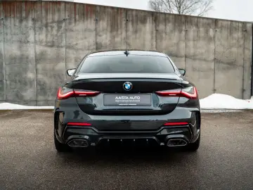 BMW M440i Coupe xDrive