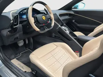 FERRARI Roma Spider