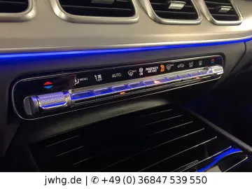 MERCEDES-BENZ GLE 350 de 4M 2x AMG Distr  Pano 360 Night