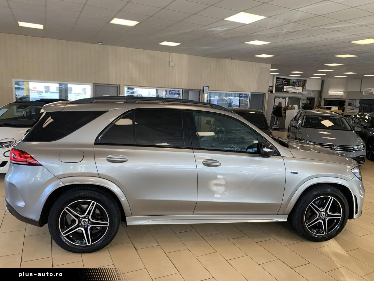 MERCEDES-BENZ GLE 350 AMG Pano Night Burmester ACC 360