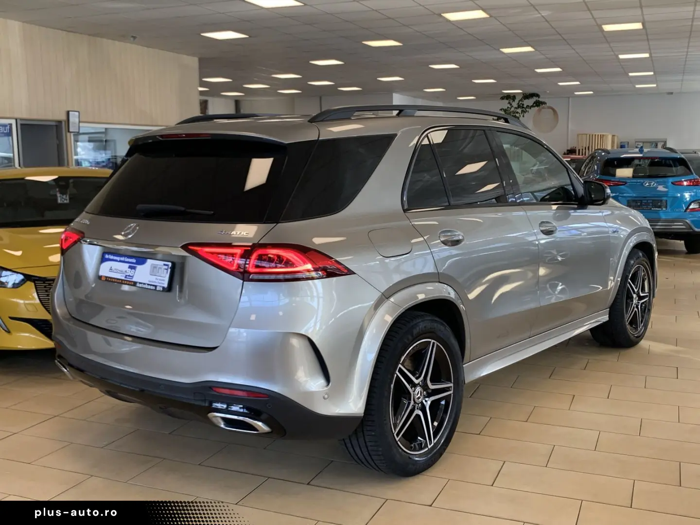 MERCEDES-BENZ GLE 350 AMG Pano Night Burmester ACC 360