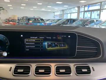MERCEDES-BENZ GLE 350 AMG Pano Night Burmester ACC 360