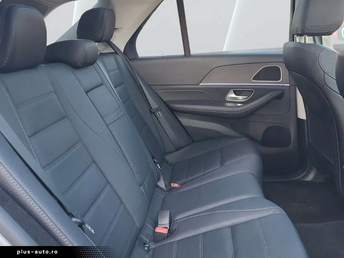 MERCEDES-BENZ GLE 350 de 4Matic AMG Pano 360  21