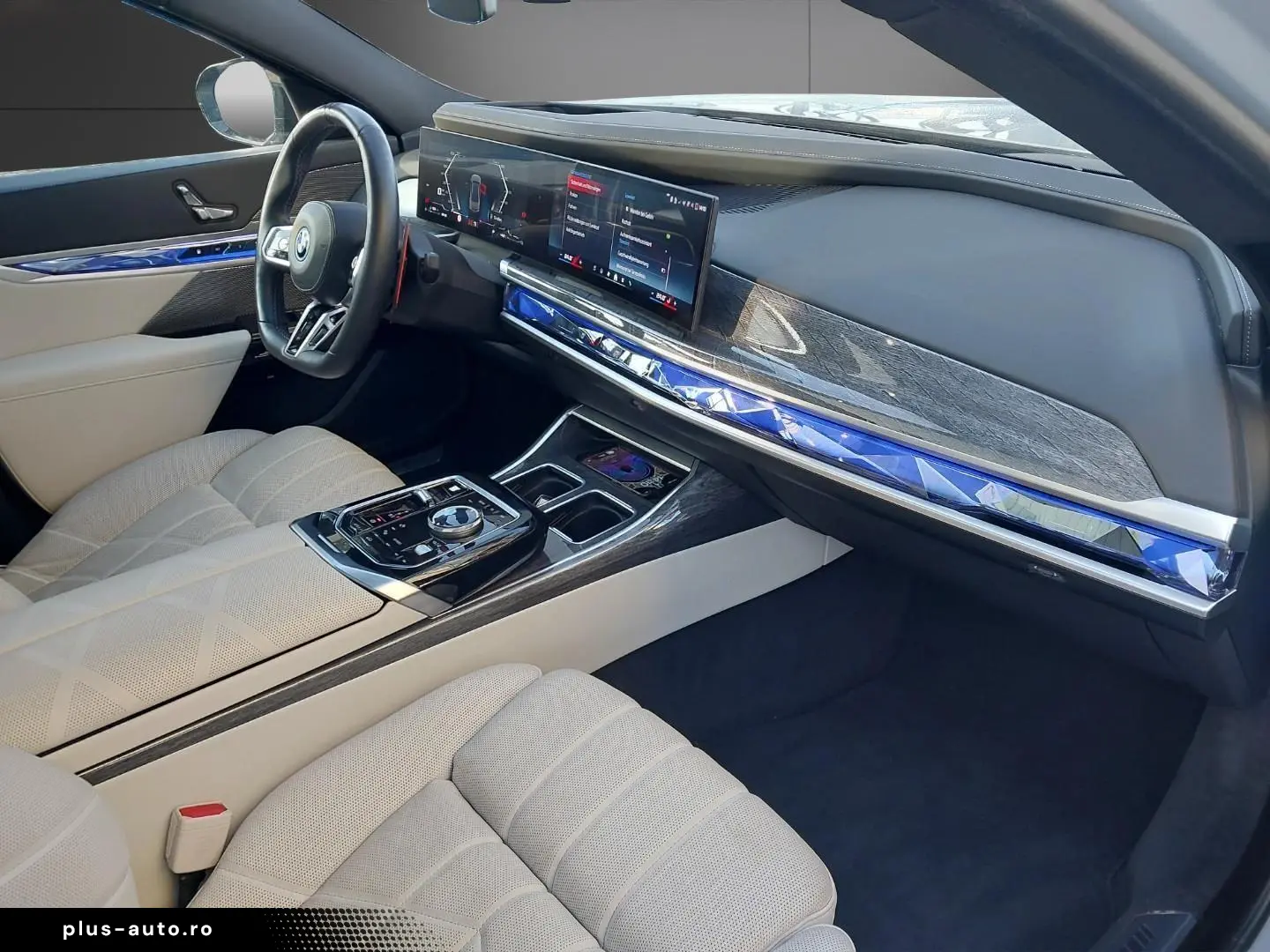 BMW Seria 7 M 760 e xDrive G70