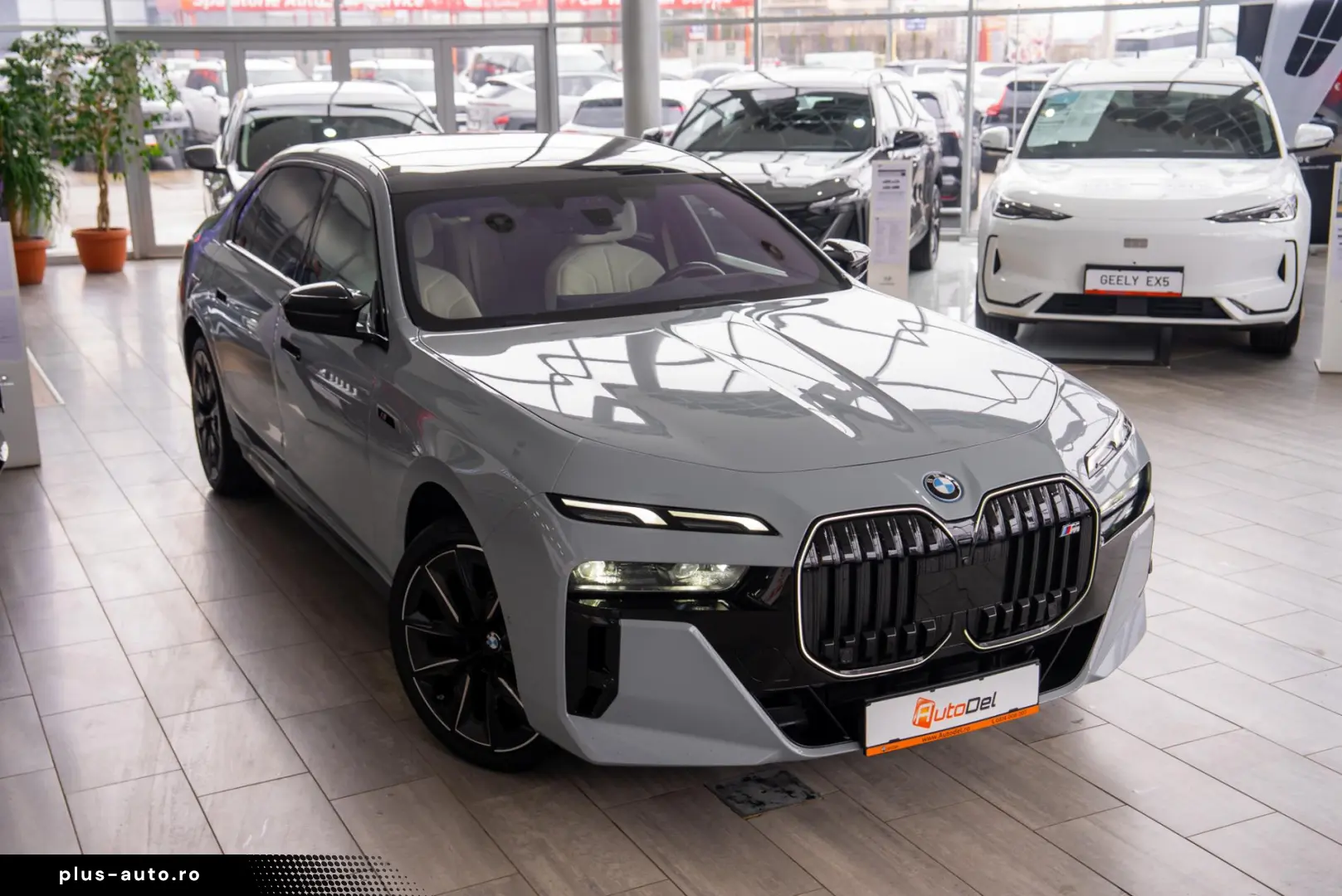 BMW Seria 7 M 760 e xDrive G70