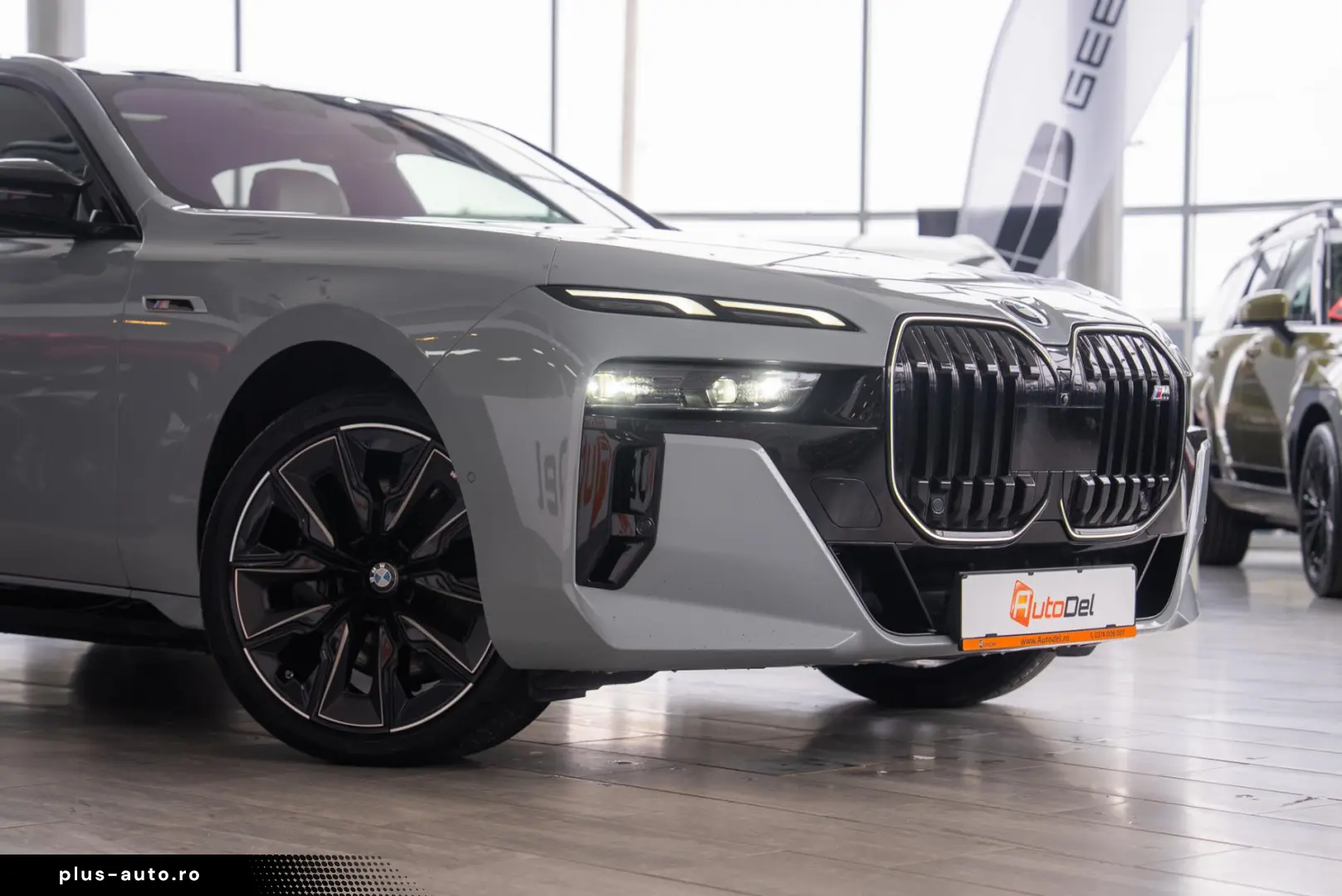 BMW Seria 7 M 760 e xDrive G70