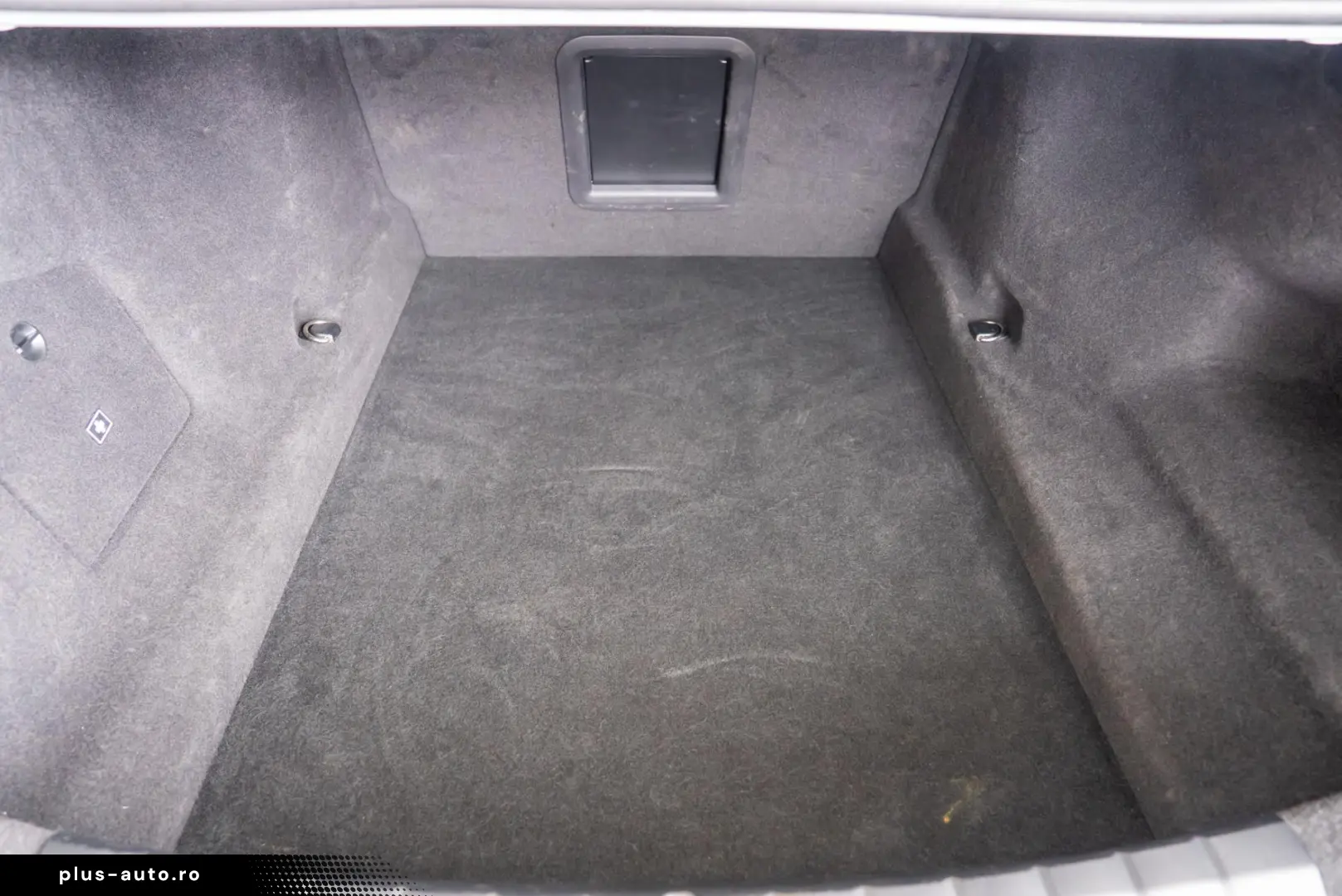 BMW Seria 7 M 760 e xDrive G70