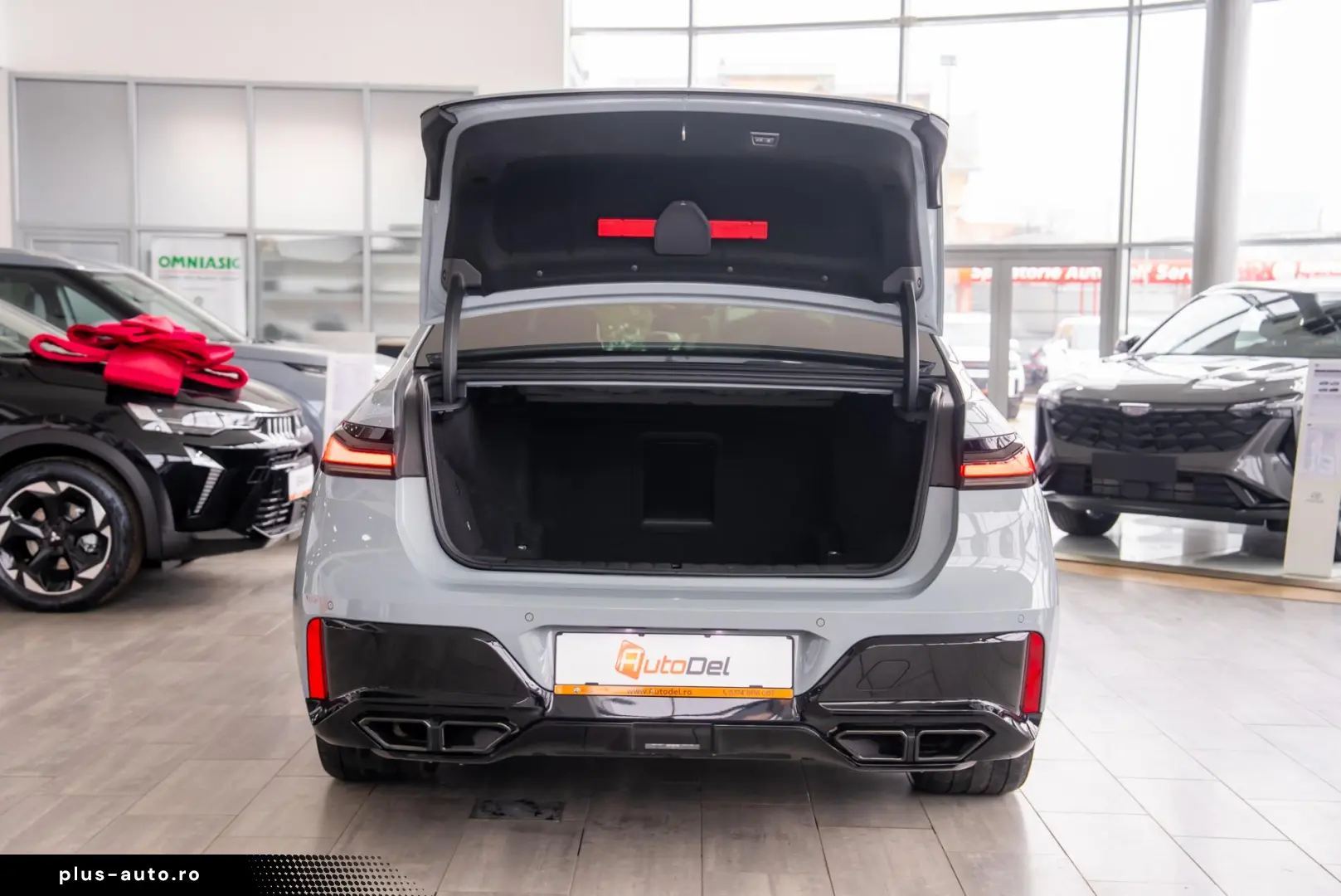 BMW Seria 7 M 760 e xDrive G70