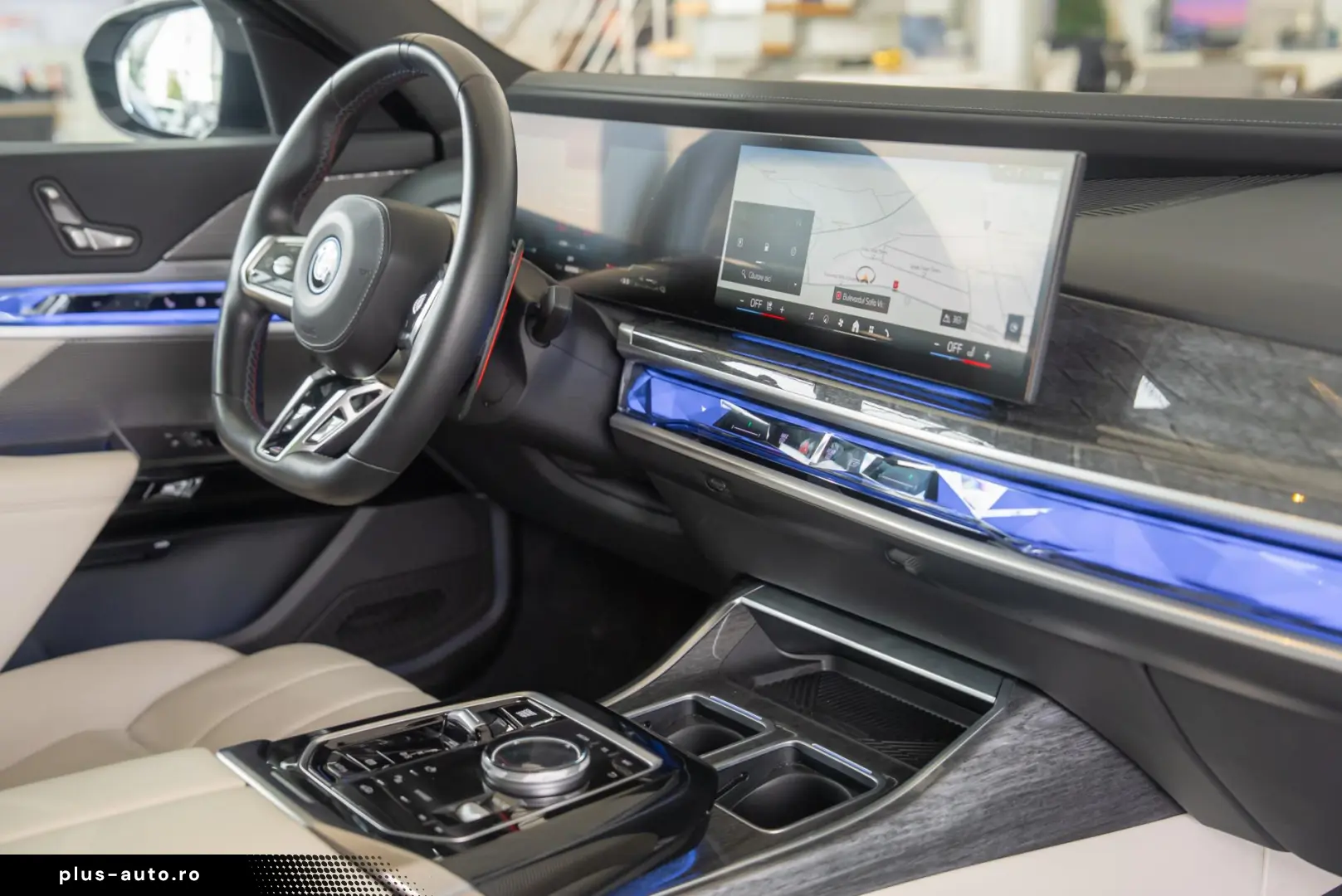 BMW Seria 7 M 760 e xDrive G70