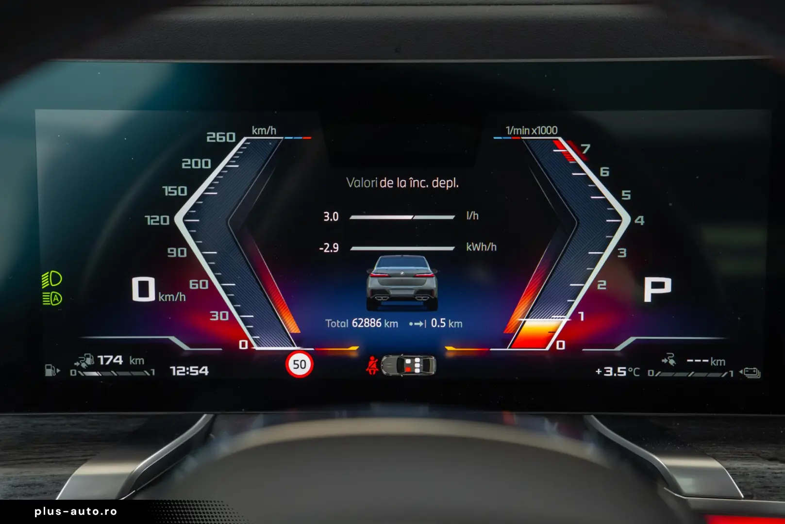 BMW Seria 7 M 760 e xDrive G70