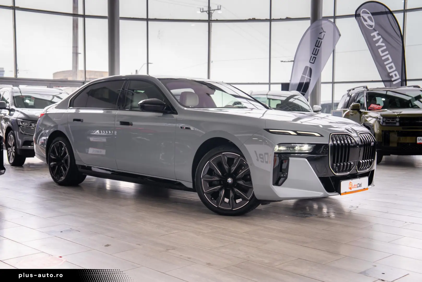 BMW Seria 7 M 760 e xDrive G70