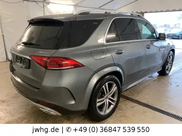 MERCEDES-BENZ GLE 350 de AMG Distronic Panorama 21