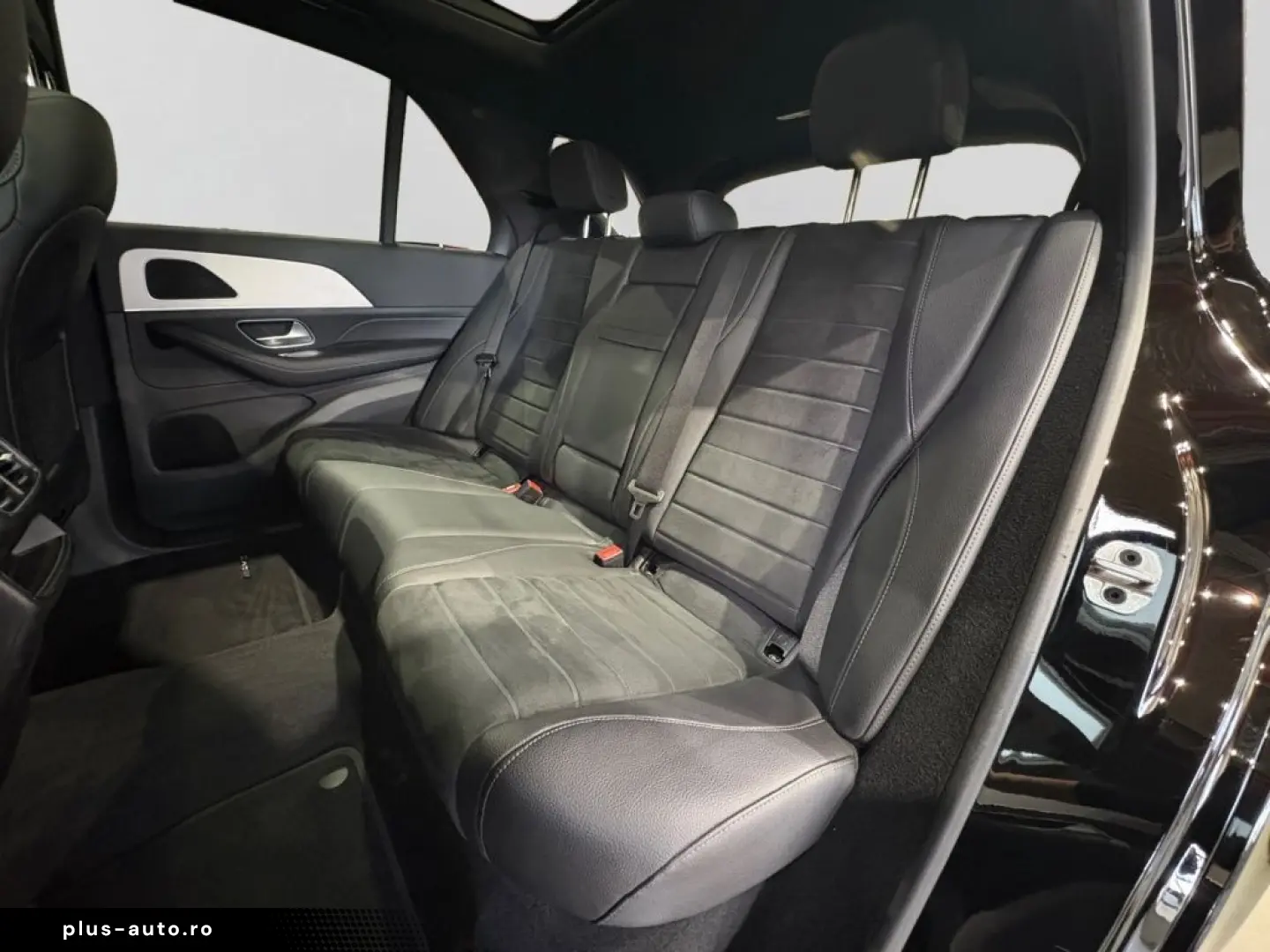 MERCEDES-BENZ GLE 350 e 4M AMG NIGHT PANO KAM