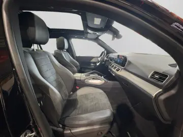 MERCEDES-BENZ GLE 350 e 4M AMG NIGHT PANO KAM