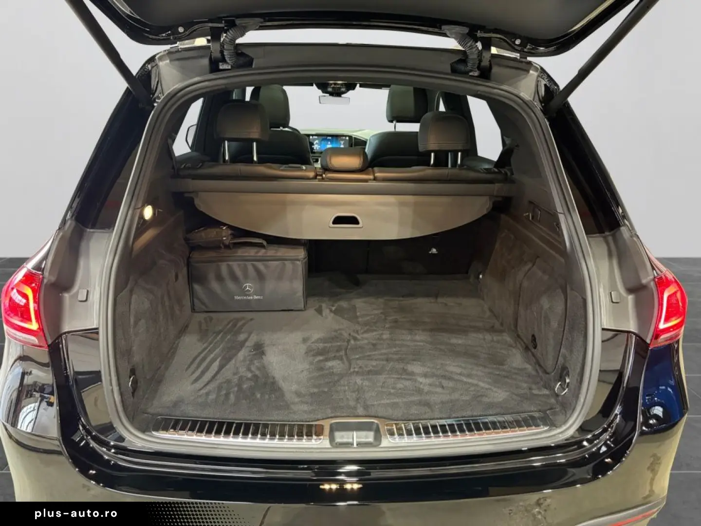 MERCEDES-BENZ GLE 350 e 4M AMG NIGHT PANO KAM