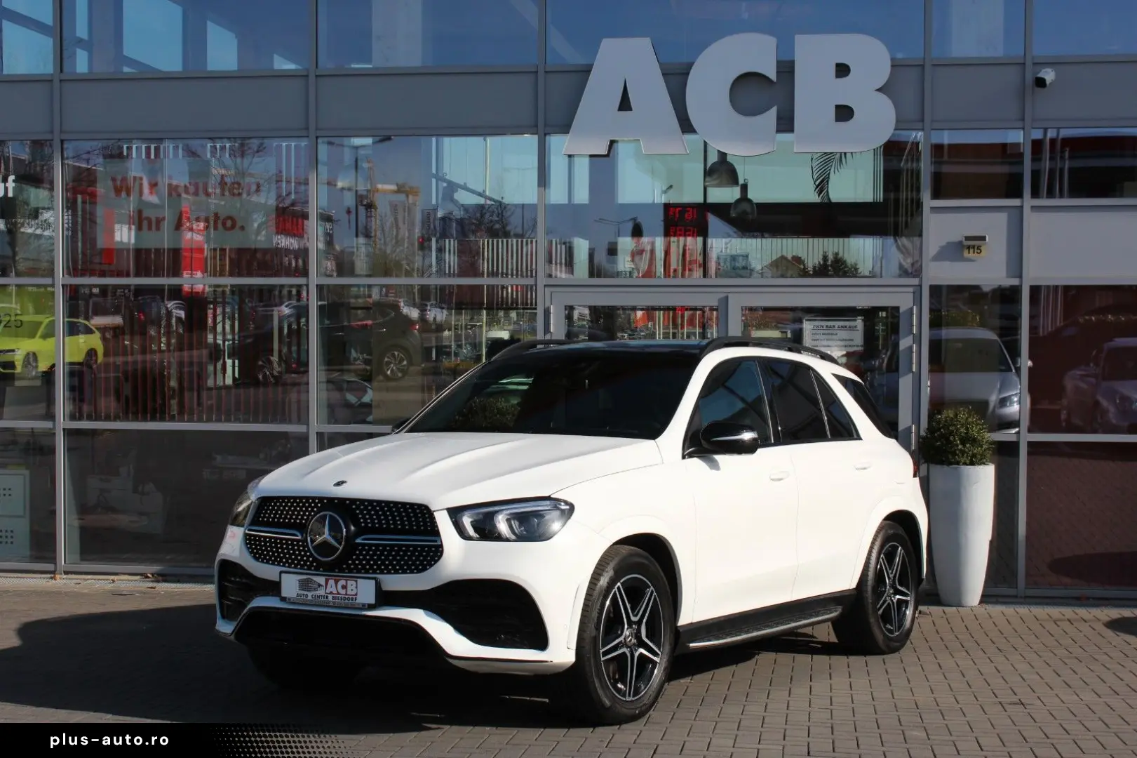 MERCEDES-BENZ GLE 350 de 4M AMG Distr. Pano Burm. 20