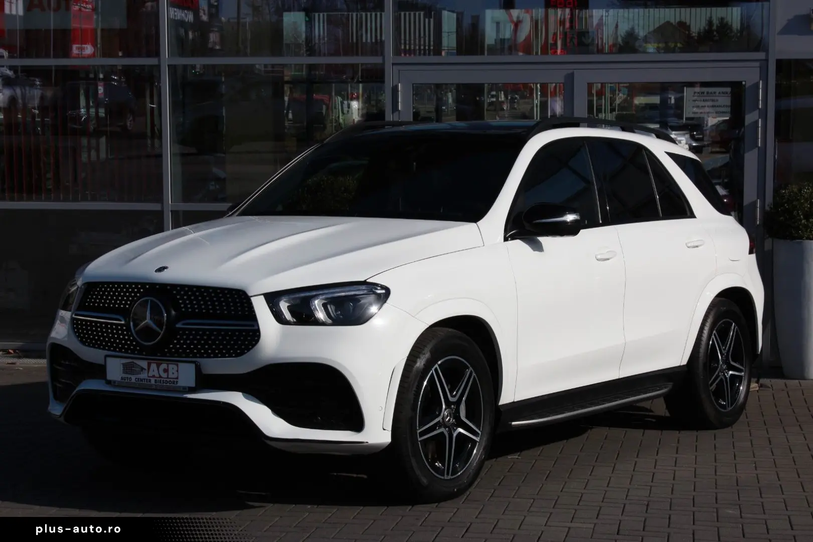 MERCEDES-BENZ GLE 350 de 4M AMG Distr. Pano Burm. 20
