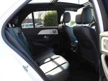 MERCEDES-BENZ GLE 350 de 4M AMG Distr. Pano Burm. 20