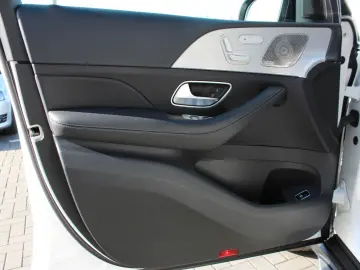 MERCEDES-BENZ GLE 350 de 4M AMG Distr. Pano Burm. 20