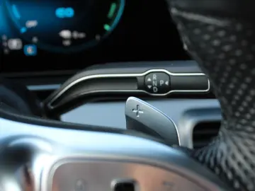 MERCEDES-BENZ GLE 350 de 4M AMG Distr. Pano Burm. 20