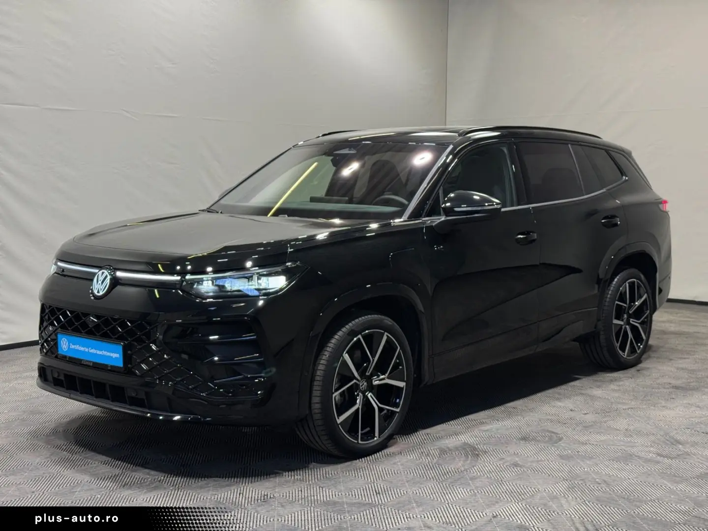 VW Tayron R-Line 1.5 TSI eHybrid   MATRIX NAVI PANO