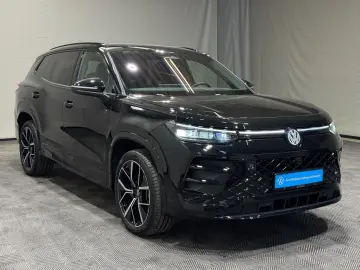 VW Tayron R-Line 1.5 TSI eHybrid   MATRIX NAVI PANO