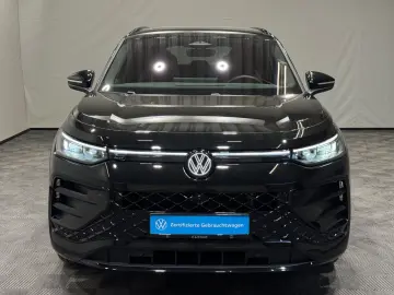 VW Tayron R-Line 1.5 TSI eHybrid   MATRIX NAVI PANO