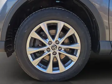 TOYOTA RAV4 LED SCHEINWERFER KAMERA FACEL. PDC SHZ 18