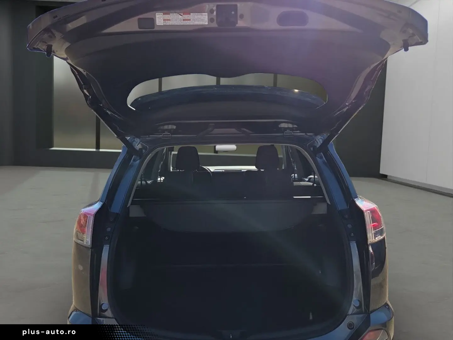 TOYOTA RAV4 LED SCHEINWERFER KAMERA FACEL. PDC SHZ 18