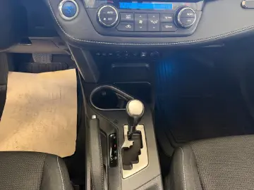 TOYOTA RAV4 Hybrid Team D