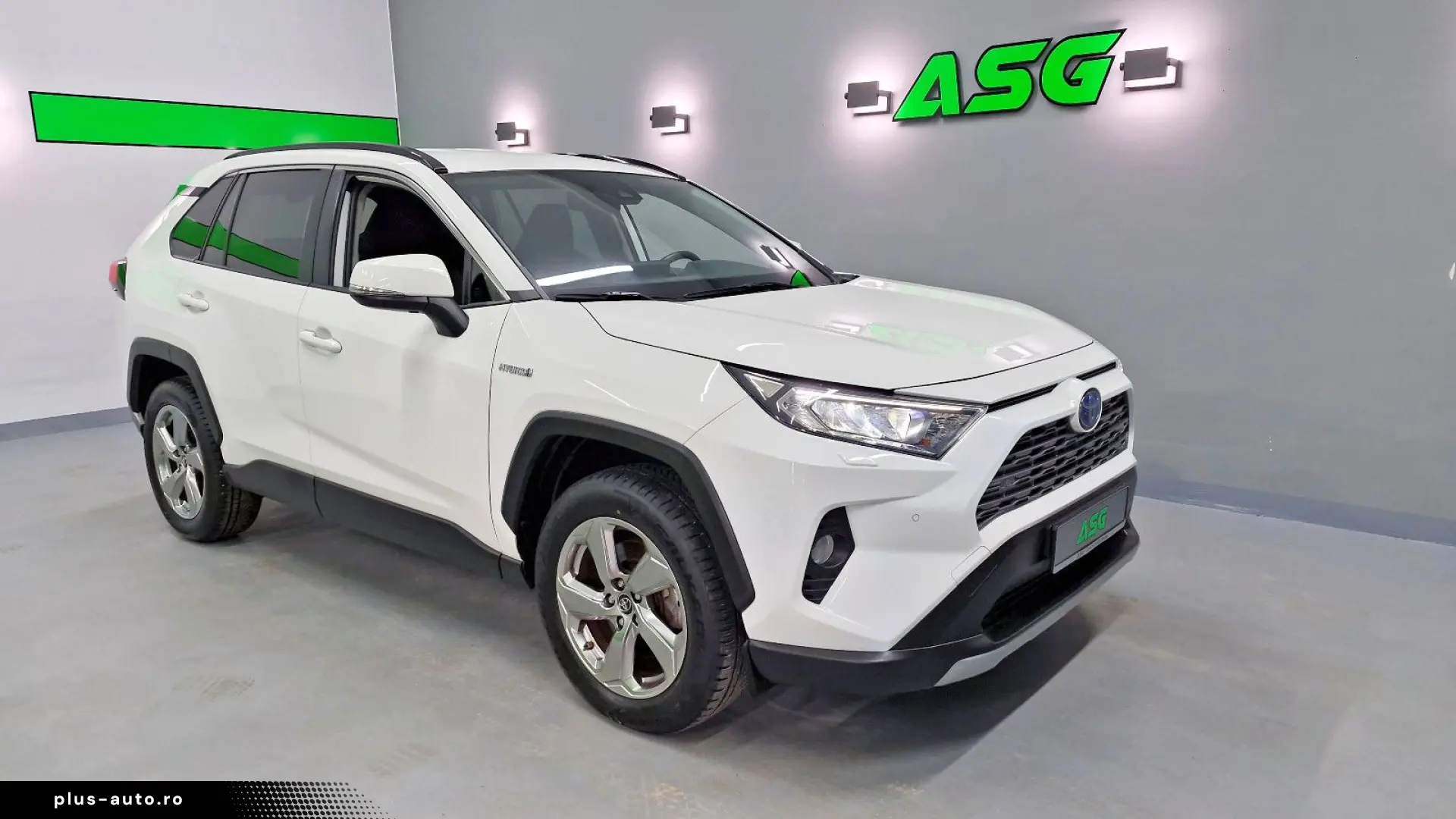 TOYOTA RAV 4 Hybrid - Safety Sense   AHK   1.Hand