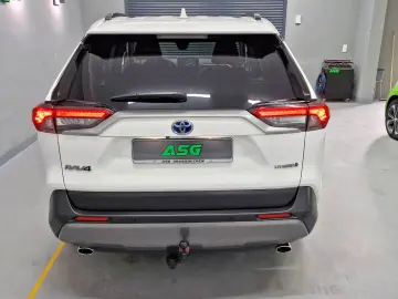 TOYOTA RAV 4 Hybrid - Safety Sense   AHK   1.Hand