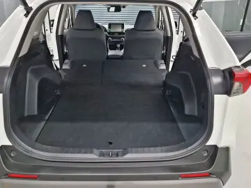 TOYOTA RAV 4 Hybrid - Safety Sense   AHK   1.Hand