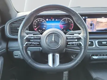MERCEDES-BENZ GLE 300 d  AMG Styling Nightpaket Facelift HUD