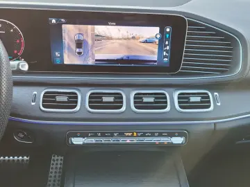 MERCEDES-BENZ GLE 300 d  AMG Styling Nightpaket Facelift HUD