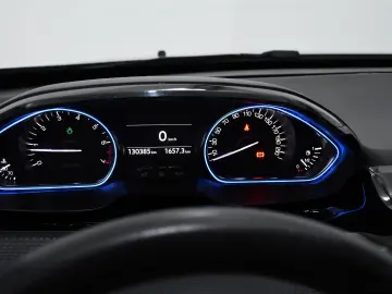 Peugeot 2008 1.2 PURETECH 110CH S&S BVM5 ALLURE