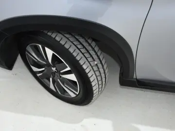 Peugeot 2008 1.2 PURETECH 110CH S&S BVM5 ALLURE