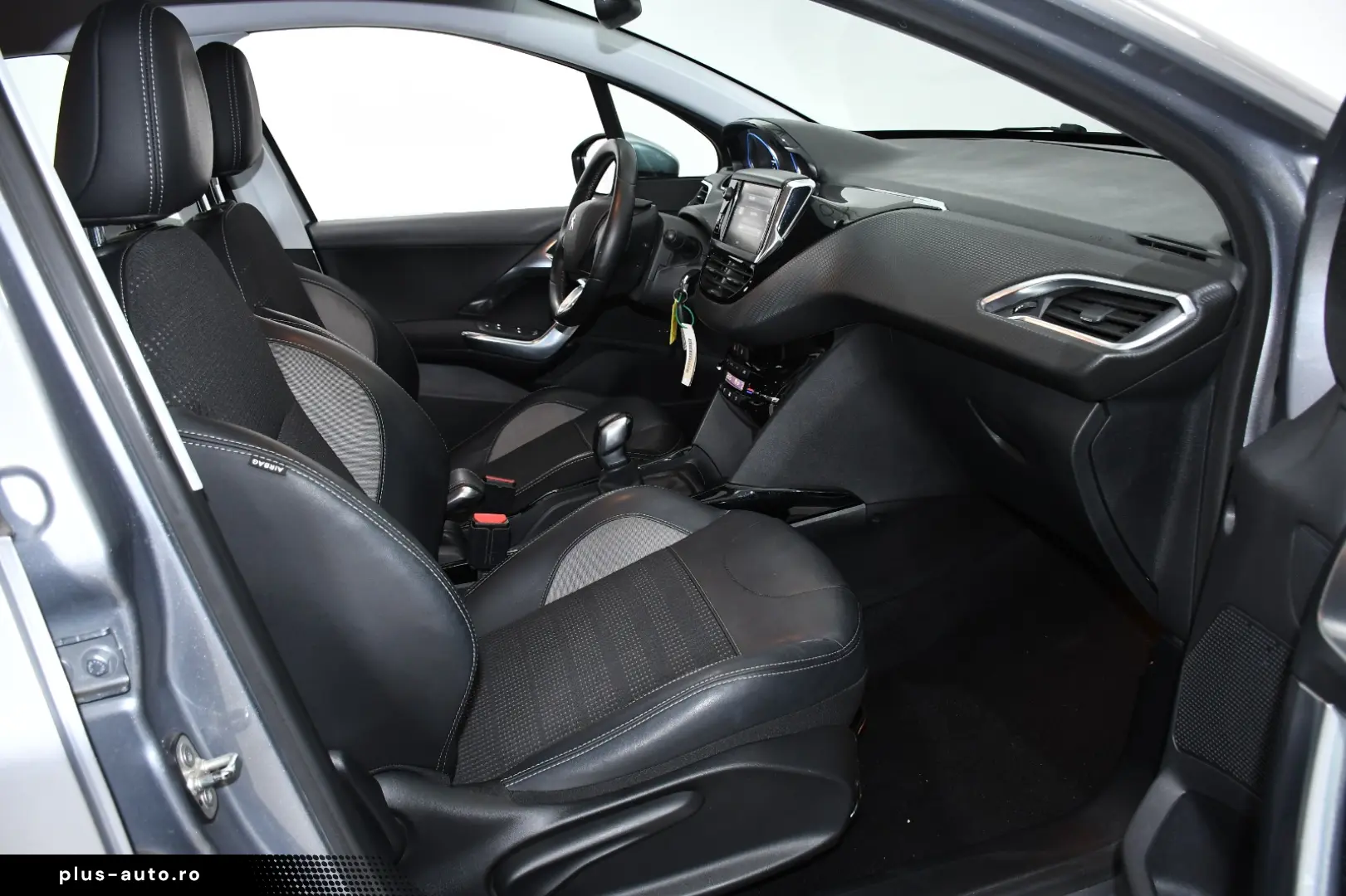 Peugeot 2008 1.2 PURETECH 110CH S&S BVM5 ALLURE