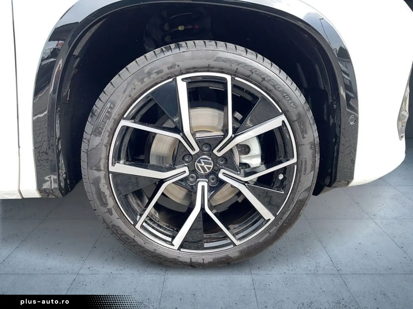 VW Tayron R-Line 1.5 eHybrid DSG AHK IQ.LIGHT DCC