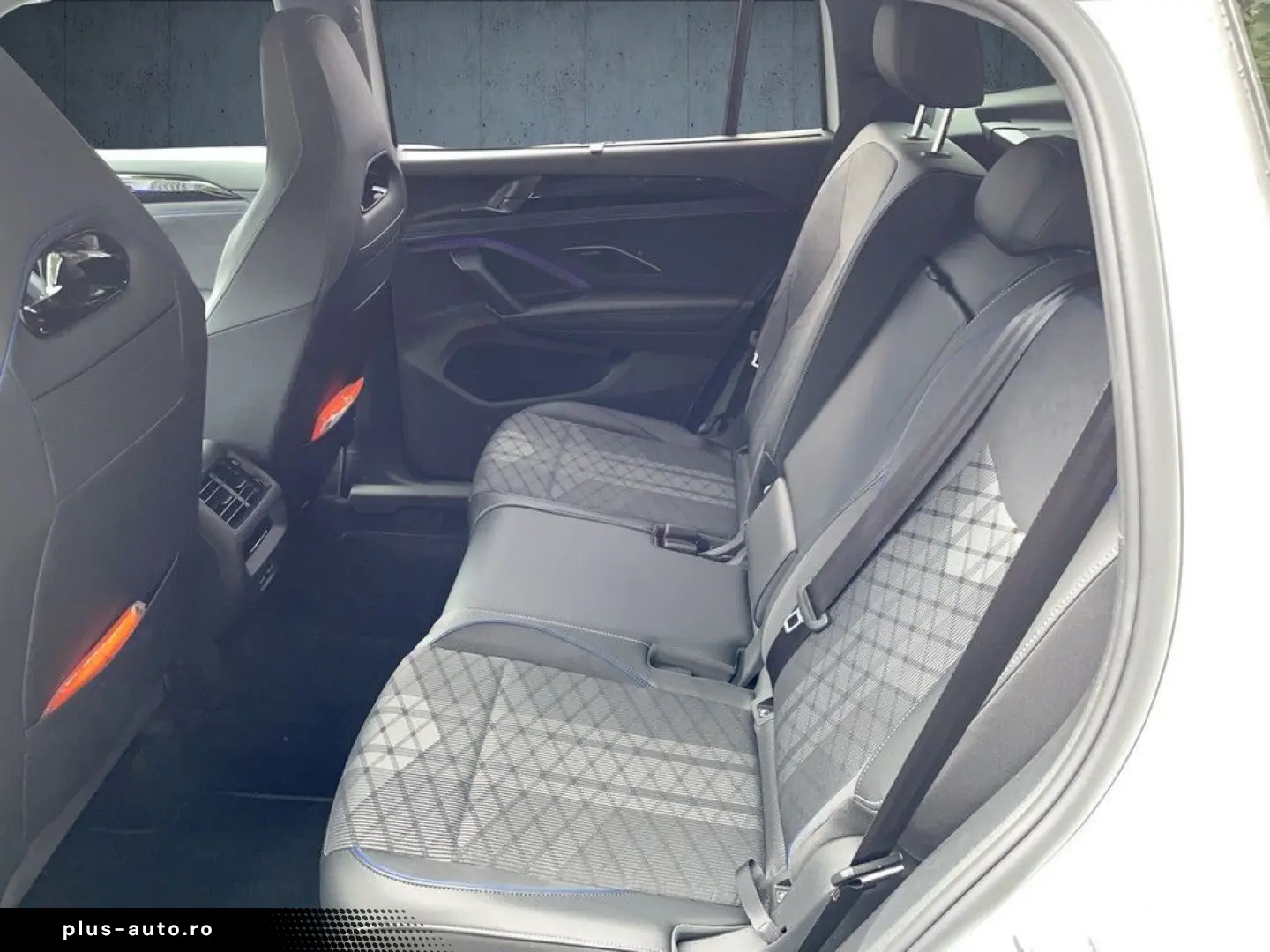 VW Tayron R-Line 1.5 eHybrid DSG AHK IQ.LIGHT DCC