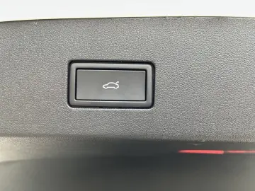 VW Tayron R-Line 1.5 eHybrid DSG AHK IQ.LIGHT DCC