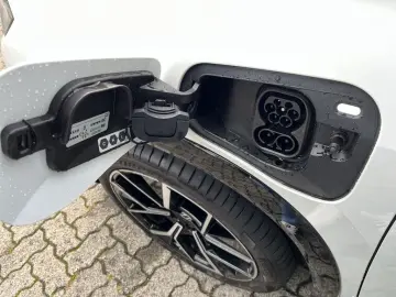 VW Tayron R-Line 1.5 eHybrid DSG AHK IQ.LIGHT DCC