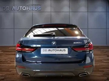 BMW 530e Touring Sport-Steptronic M Sportpaket Leder